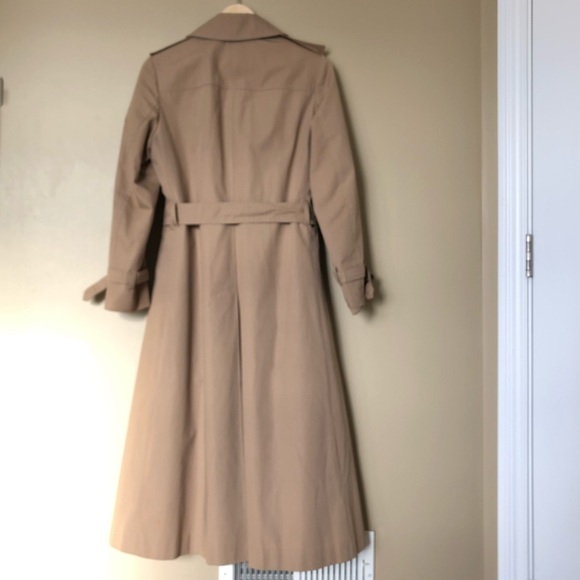 {Drizzle} Vintage Camel Double Breasted Trenchcoat - Picture 2 of 8